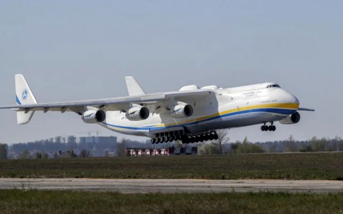 Rușii au distrus cea mai mare aeronavă din lume Sursă foto: EPA-EFE