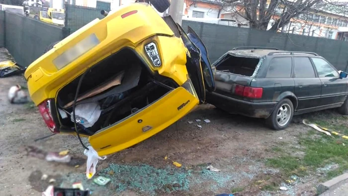 Accident mortal produs în faţa fabricii de lapte din Suceava. FOTO ISU Suceava