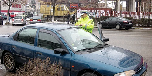 Poliţiştii au organizat razii pe şosele