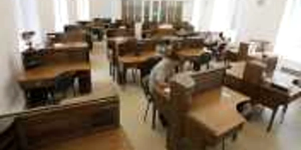 Iaşi: Tinerii care stau în cămine optează pentru studiul în sălile de lectură
