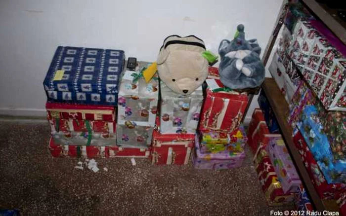 Cutiile pot fi duse în mai multe locuri. Foto: Adevărul