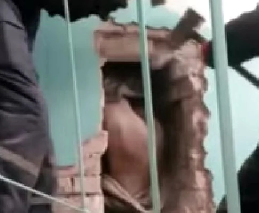 
    Rusul a băut atât de mult, încât a ajuns să nu mai ştie de el  