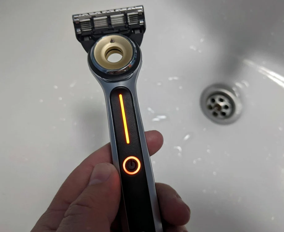 Gillette Heated Razor buton
