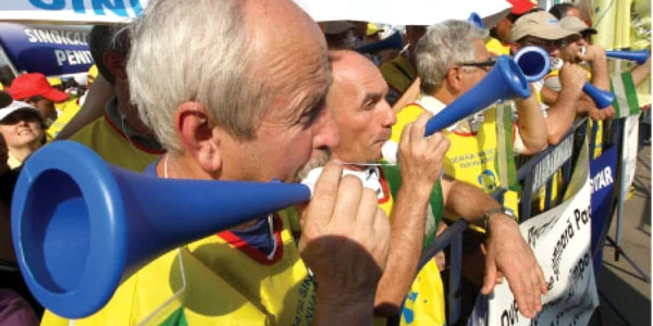 Anul 2010 ar putea fi unul al protestelor sindicale pentru păstrarea locurilor de muncă  