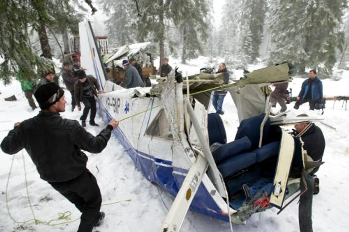 
    Avion Iovan accident aviatic (FOTO MEDIAFAX)  