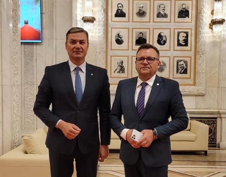 Prima reacție a deputatului care a aflat în vamă că mașina sa figura ca furată: „În fiecare an eu am ieșit cu ea din țară”