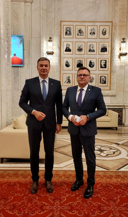 Dan Constantin Șlincu (stânga) și Marius Budăi FOTO Facebook D.C. Șlincu