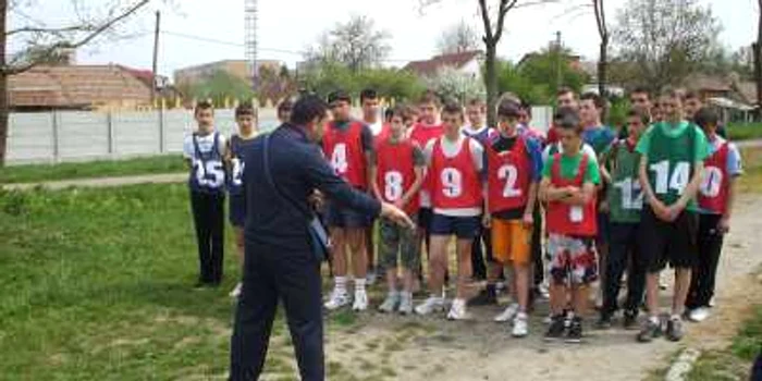 La Colegiul Militar candidaţii au susţinut probe fizice 