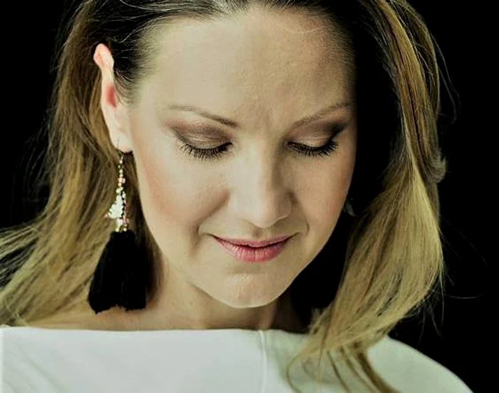 
    Melania Medeleanu a rămas însărcinată după mulți ani de încercări nereușitefoto: arhivă personală  