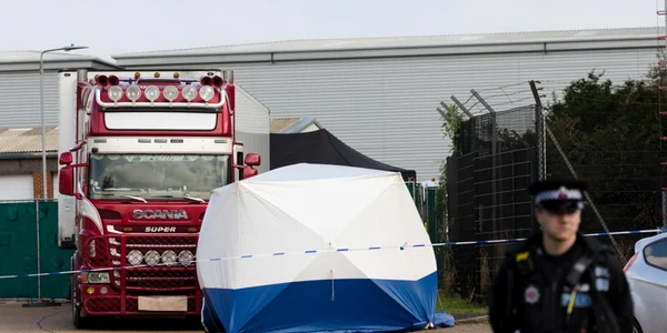 Camion Essex cadavre Marea Britanie FOTO EPA-EFE