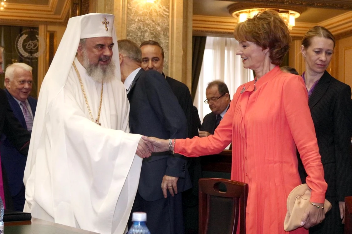Patriarhul Daniel şi Principesa Margareta, la aniversarea a 150 de ani de activitate a Senatului României FOTO Mediafax