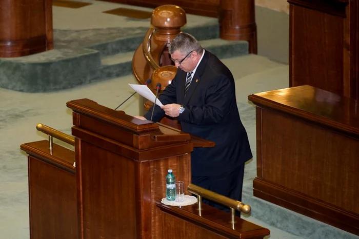 Senatorul Constantin Popa, în Parlament