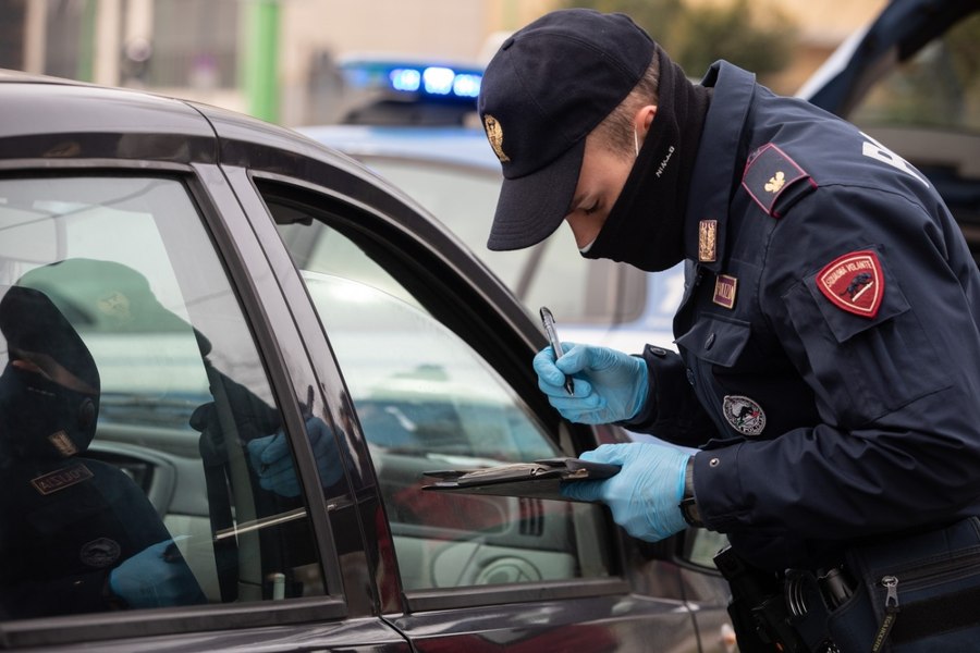 O româncă de 21 de ani, căutată pentru tâlhărie și crimă, a fost arestată în Italia. A drogat un bătrân de 88 de ani din Berlin pentru a-l jefui