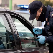 Filtrele de poliţie impânzesc Italia pentru a limita deplasarea oamenilor. FOTO Guliver-Gettyimages