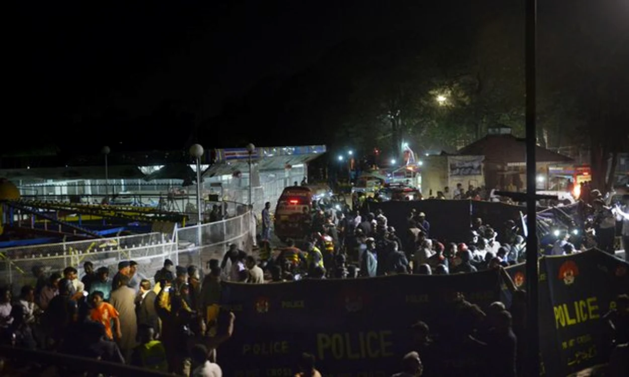 
    Pakistanul a fost zguduit de un atentat sinucigaș cu bombă Foto: Getty  