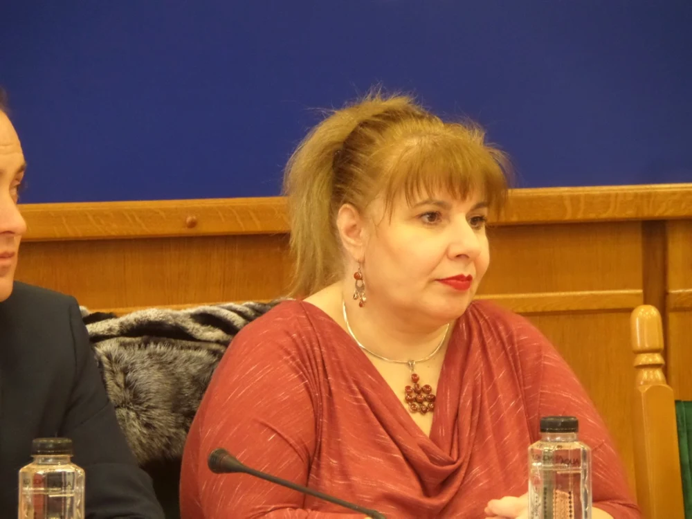 adriana molfea spitalul judetean arges