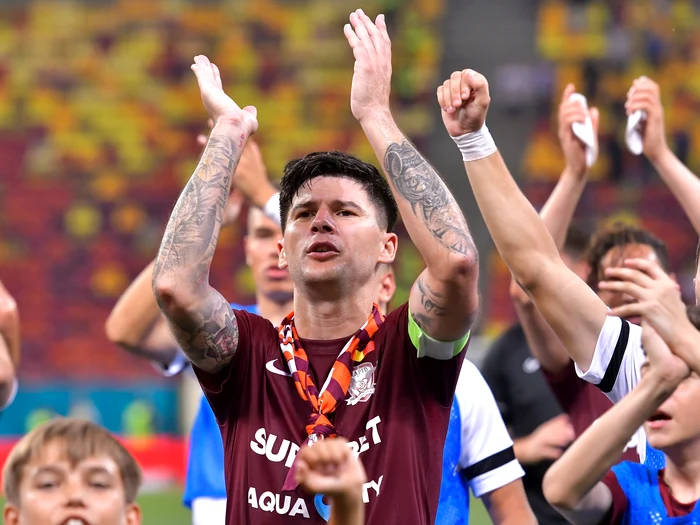 
    Cristi Săpunaru și-a condus echipa spre o nouă victorieFoto: sportpictures.eu  