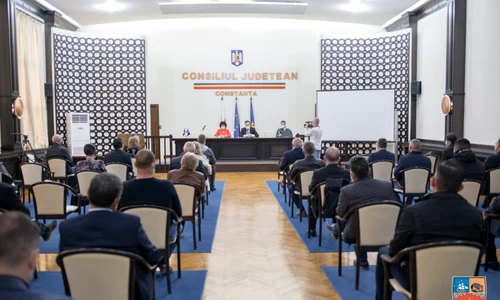 Consiliul Judetean Constanta intalnire cu primarii foto CJ Cta
