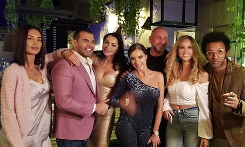 Brigitte și Pastramă au ales o pe Otniela Sandu domnișoară de onoare  jpeg
