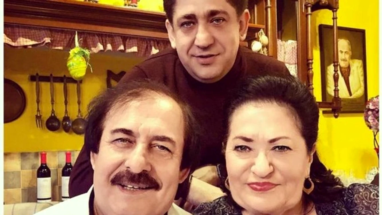 
    Nicolae Botgros, Anișoara Dabija și Corneliu Botgrosfoto: Facebook / Youtube  