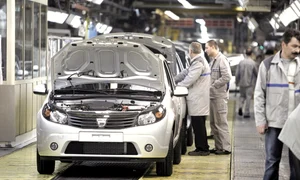 angajati dacia trimisi in somaj tehnic 0 jpeg