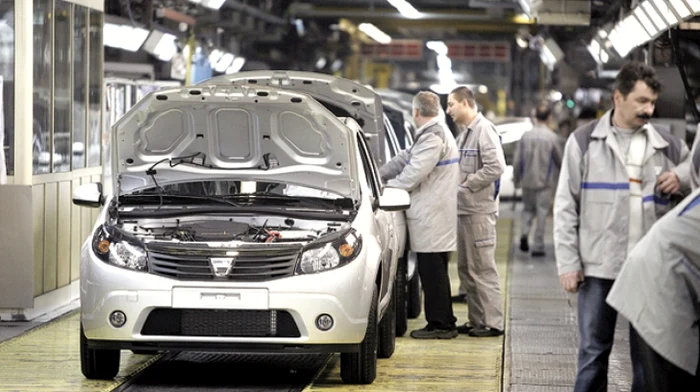 1.100 de angajați de la Dacia au intrat din nou în șomaj tehnic