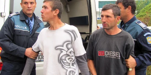 Tânărul de 20 de ani (foto stânga) recunoaşte că victima i-a salvat viaţa