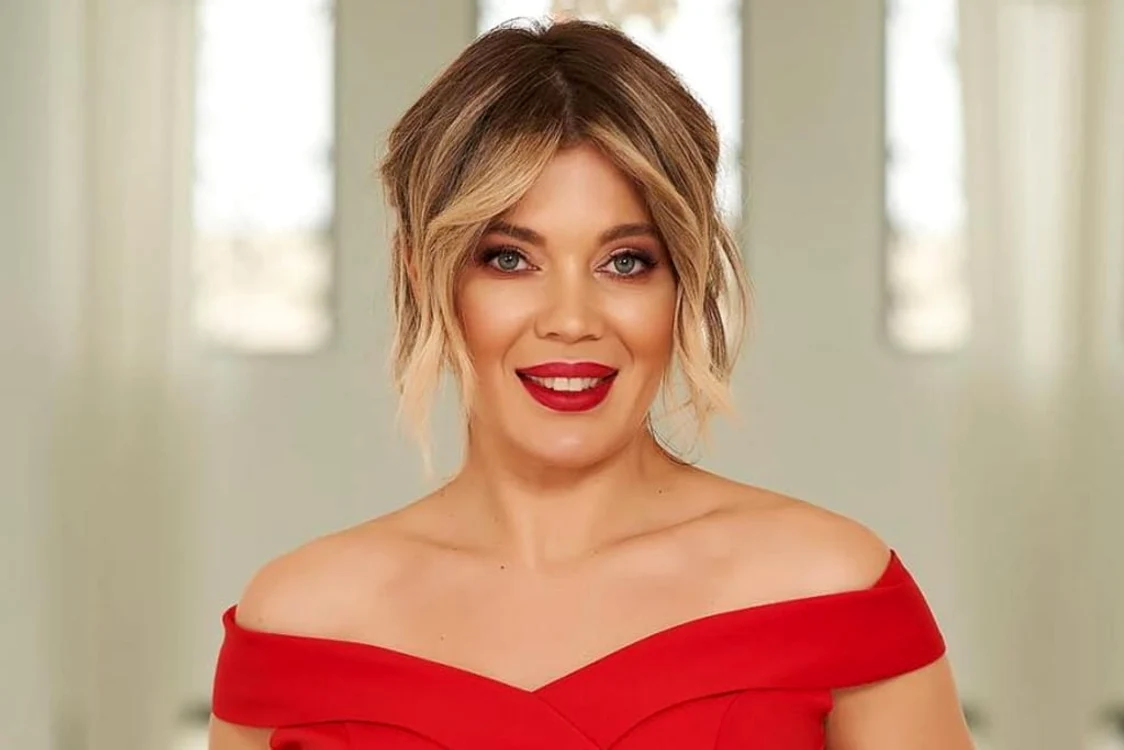 Gina Pistol prezintă ''Chefi la cutițe''