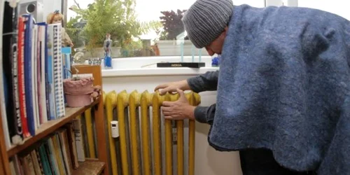 Din cauza frigului din ultimele zile, caloriferele ploieştenilor s-au încins mai devreme ca în anii precedenţi (foto: arhivă)