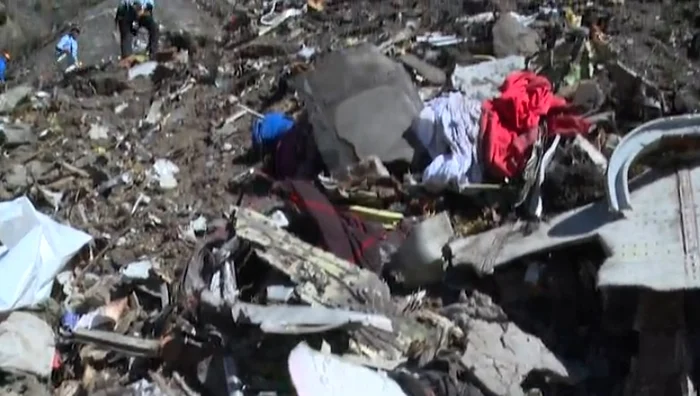 Primele imagini video cu avionul prăbușit în Franța au fost filmate de Ministerul de Internecaptură: Dailymotion