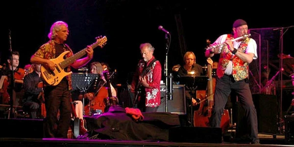 Imagine dintr-un concert al trupei Jethro Tull. Foto