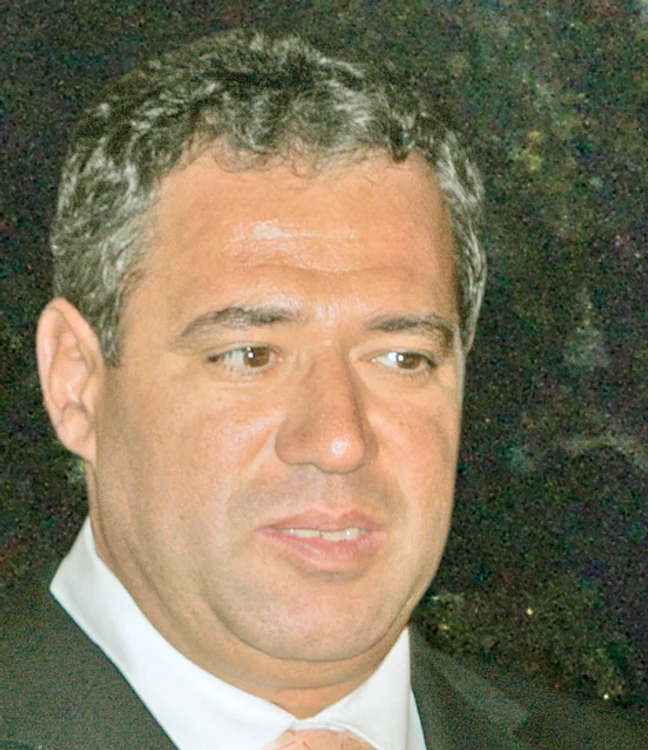 † Adrian Iovan (56 de ani)