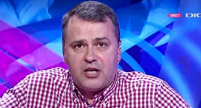 Vali Moraru ia foc tot mai des în studio. Captură DigiSport