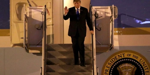Donald Trump sosind la Hanoi FOTO EPA-EFE