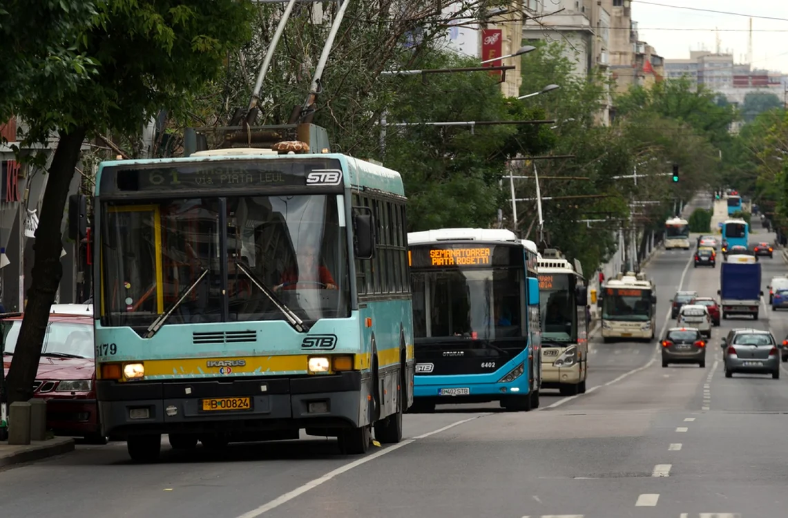 Autobuze și troleibuze STB