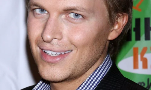 ronan farrow 0 jpeg
