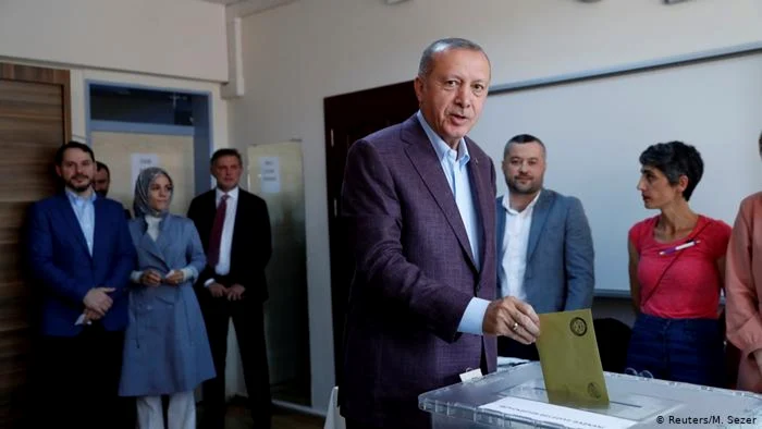 La Istanbul, preşedintele Turciei, Erdogan, a votat şi a pierdut.