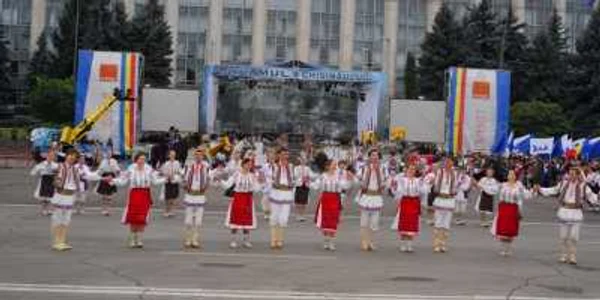În Piaţa Marii Adunări Naţionale va fi mare veselie