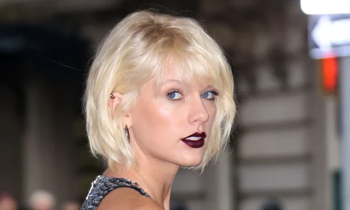 The Metropolitan Museum of Art's COSTUME INSTITUTE Benefit Celebrating the Opening of Manus x Machina: Fashion in an Age of Technology, Arrivals, The Metropolitan Museum of Art, NYC, New York, America   02 May 2016 jpeg