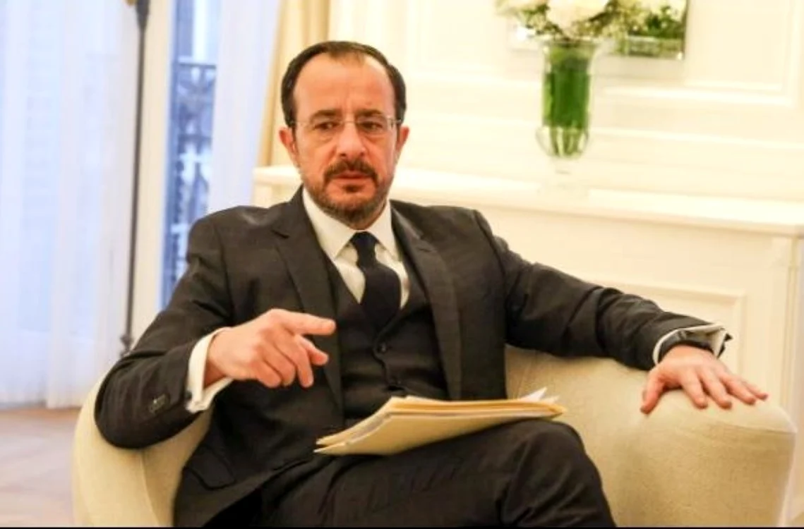 În videoclip se vorbeşte şi despre preşedintele Nikos Christodoulides. FOTO: ciprusnews