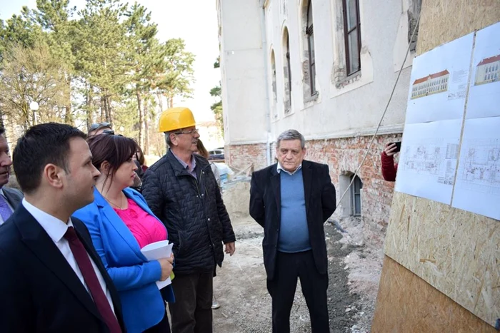 Vicepremierul Daniel Suciu a verificat stadiul lucrărilor FOTO Prefectura Sălaj