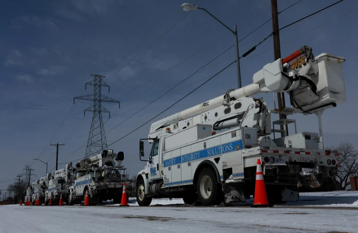 Utilaje de deszăpezire în Texas FOTO EPA-EFE