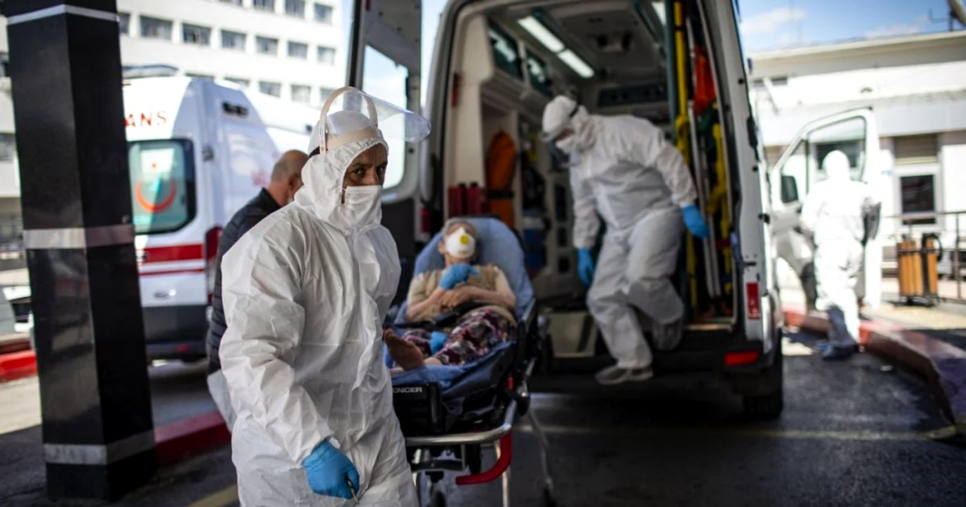Joi au fost raportate 777 de noi îmbolnăviri în ultimele 24 de ore, cele mai multe de la începutul pandemiei Foto: Mediafax