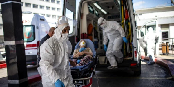 Pacient spital coronavirus covid pandemie epidemie FOTO Mediafax