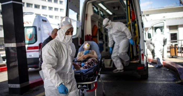 Bucureştiul continuă să conducă în clasamentul noilor cazuri de COVID-19 / Foto: Mediafax