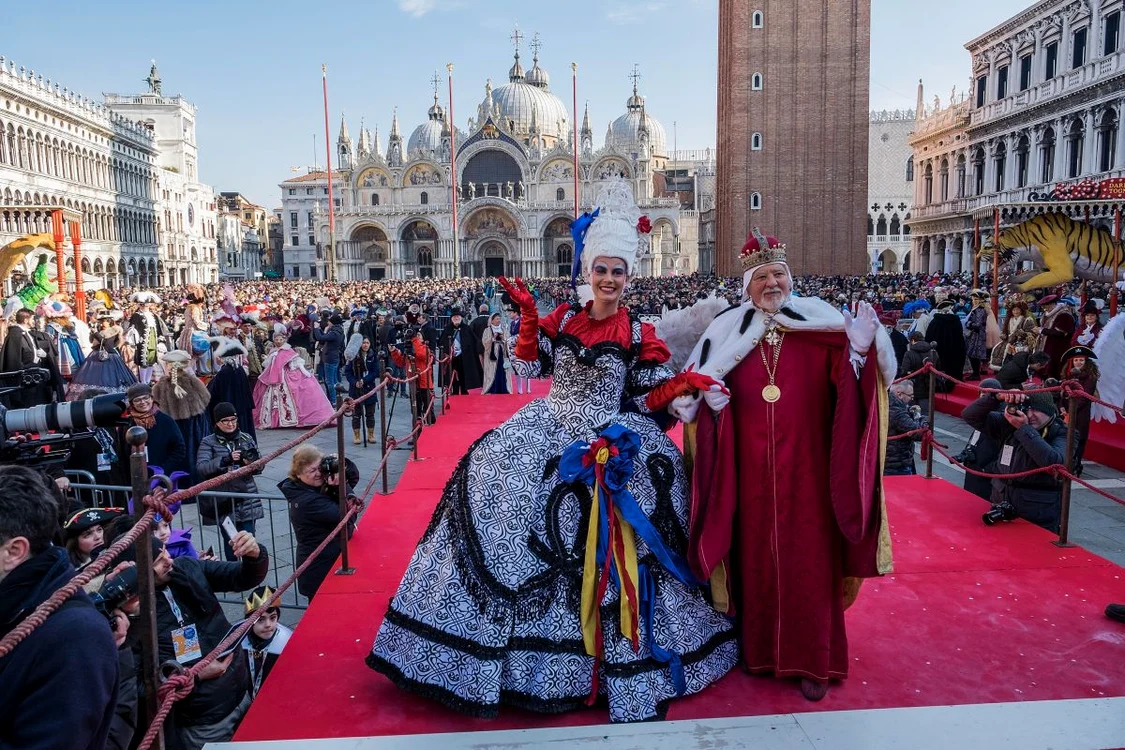 
    Carnavalul de la Veneția are loc anualFoto: Getty  