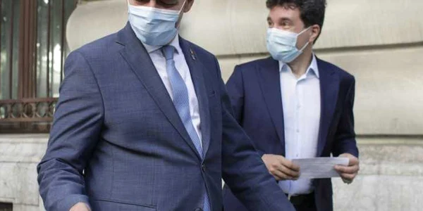  Reprezentantii aliantei USR-PLUS si PNL au prezentat situatia candidaturilor comune la primariile din Bucuresti Ludovic Orban Nicusor Dan Dan Barna FOTO Inquam Photos / Octav Ganea