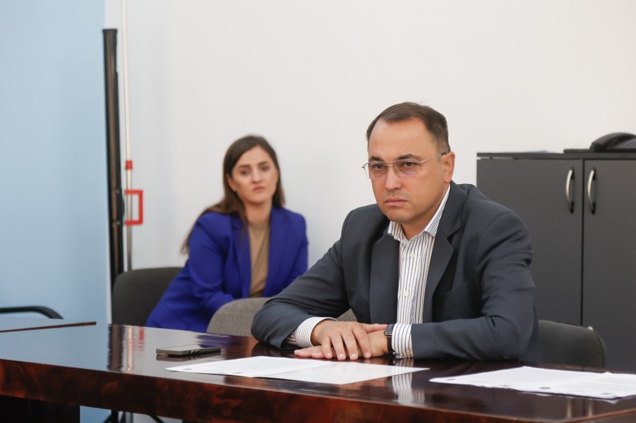 În an electoral, liceenii din Focșani de a XI-a și a XII-a invitați de primar să afle despre investițiile europene din oraș. Misăilă: ”Sunt preferatele elevilor”