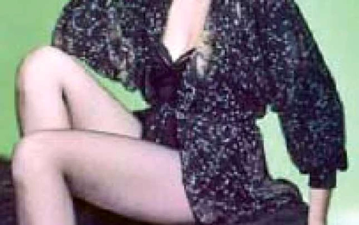 O fotografie numită pe nedrept „de arhivă“, căci picioarele Corinei Chiriac sunt şi astăzi un simbol