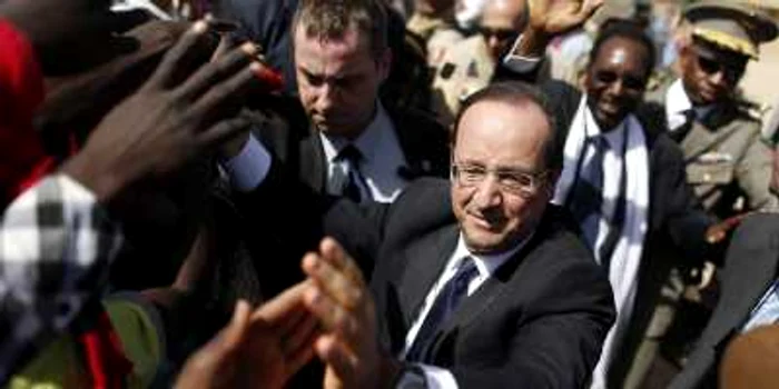 Preşedintele Franţei, Francois Hollande a fost primit ca un eliberator în Mali FOTO AFP